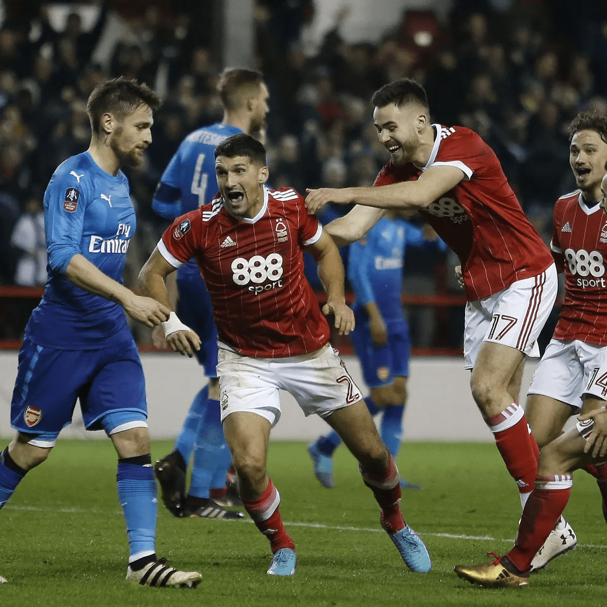 杆球迷时 杆球迷时