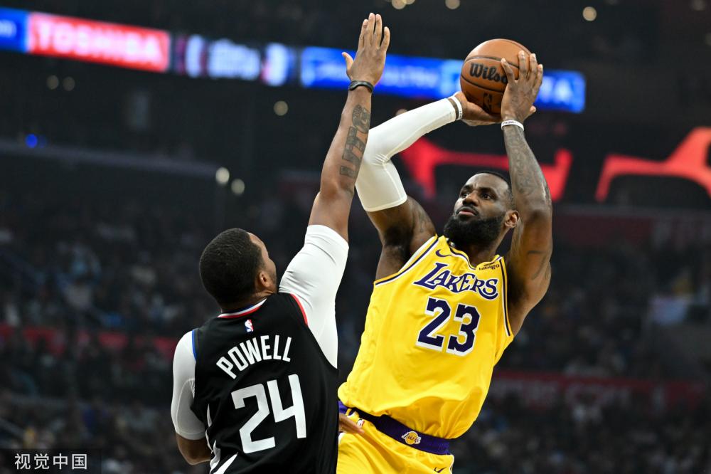 支球队的适 支球队的适